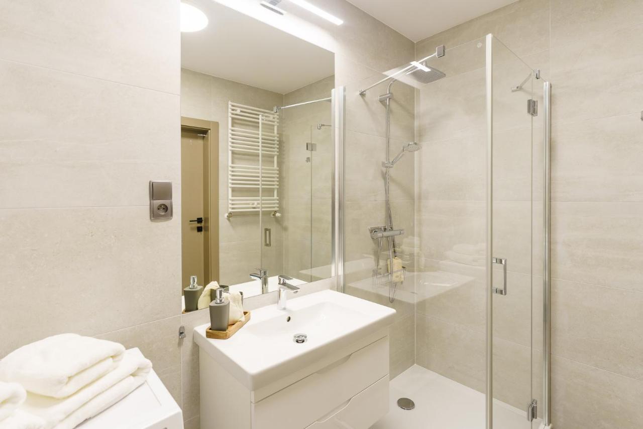 Fenomen: Premium Park & Sea View With Pool And Sauna *